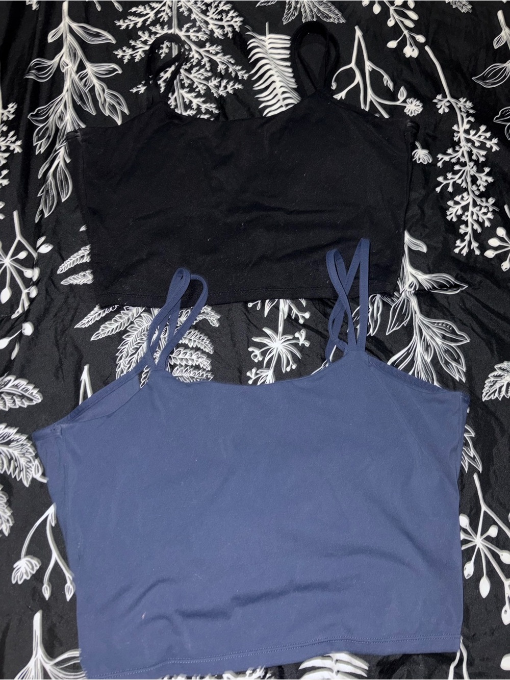 Everyday Spaghetti Strap Crop Top - Black & Navy